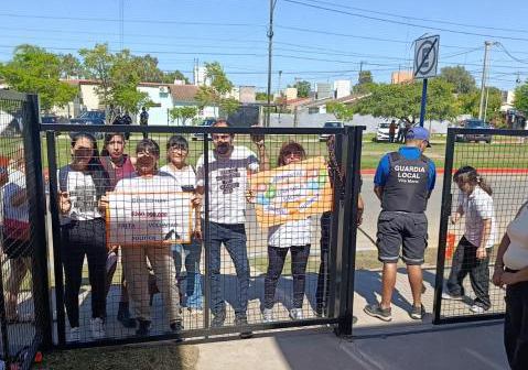 No los dejaron pasar al informe de gestión: ¿qué dicen los concejales?