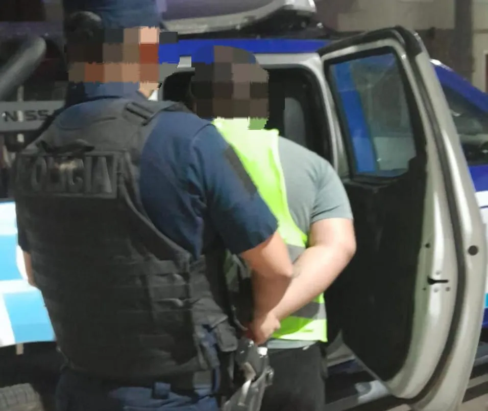 Detuvieron a un “trapito” que le dañó el auto a un hombre que se negó a pagarle