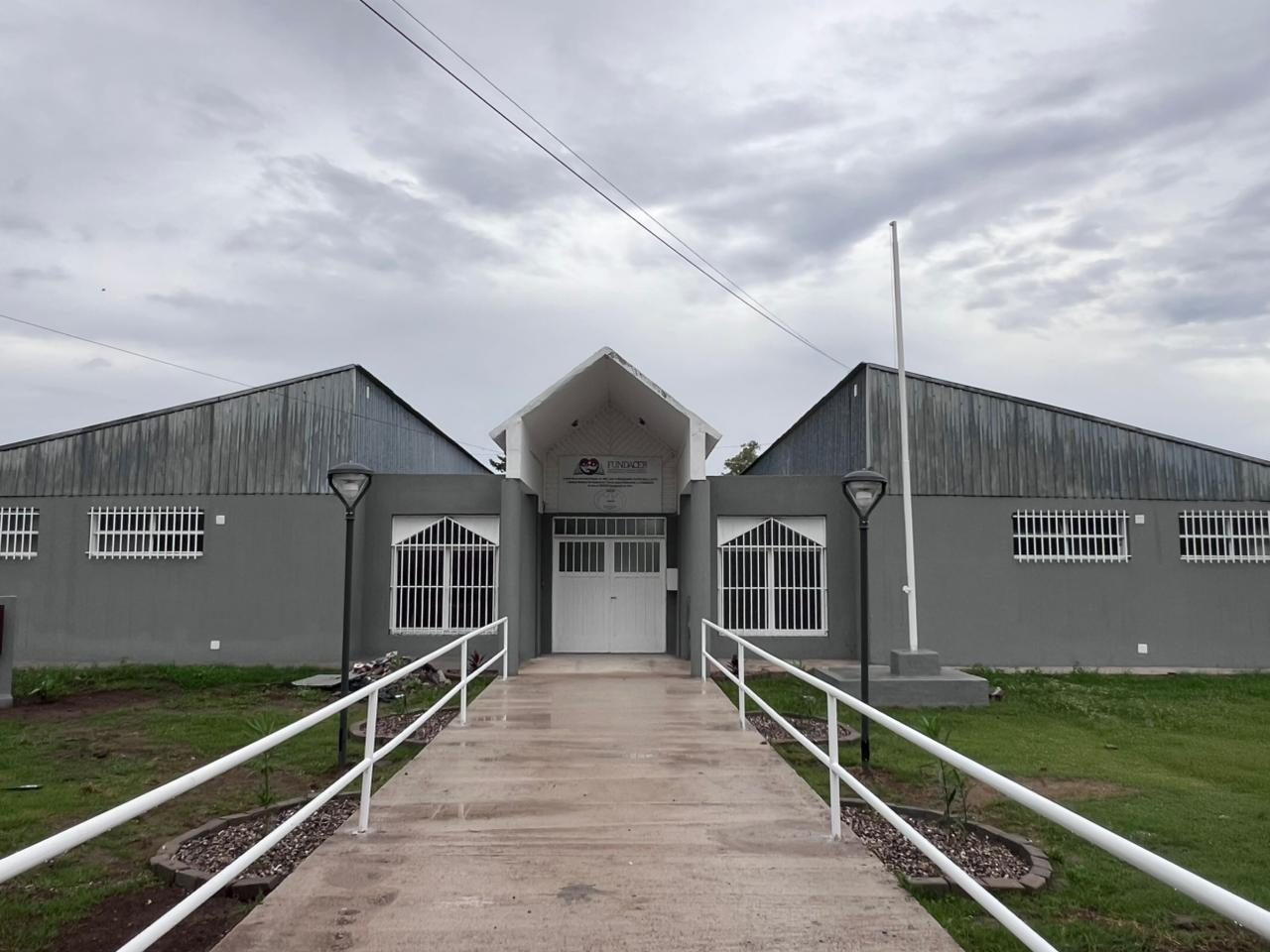 Inauguran el Centro Universitario del Bicentenario en Villa Nueva