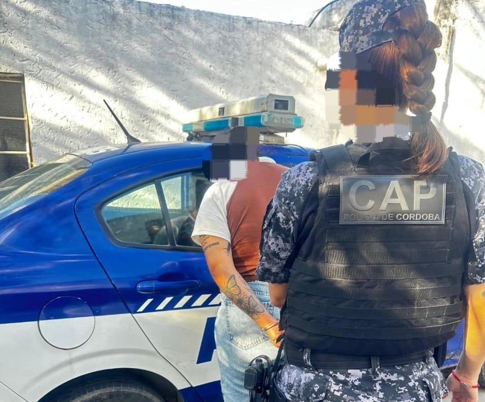 Amenazó a su ex en la sede judicial y la detuvieron