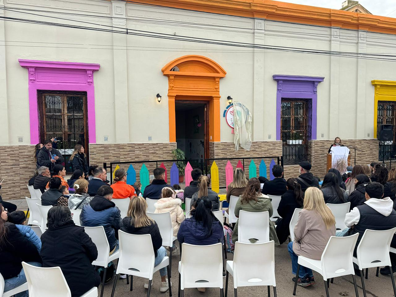 Restauraron la fachada del Jardín Virgen Niña de la Inmaculada Concepción en Villa Nueva