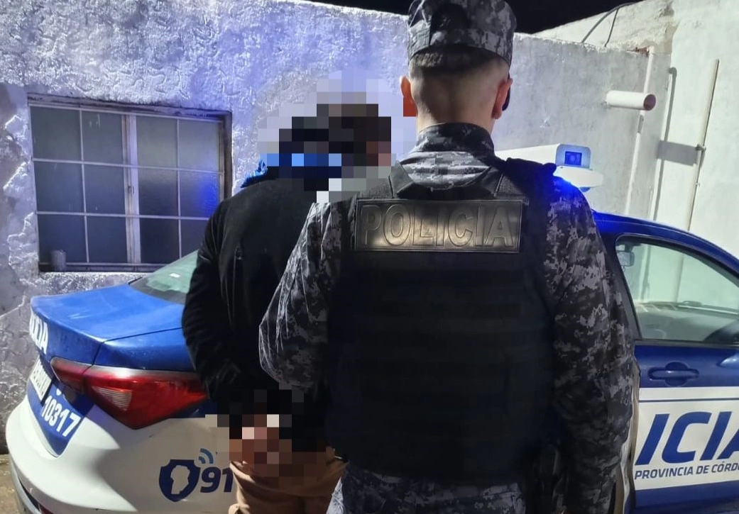 Se tomaron un taxi, cuando llegaron a destino se negaron a pagar y los detuvieron