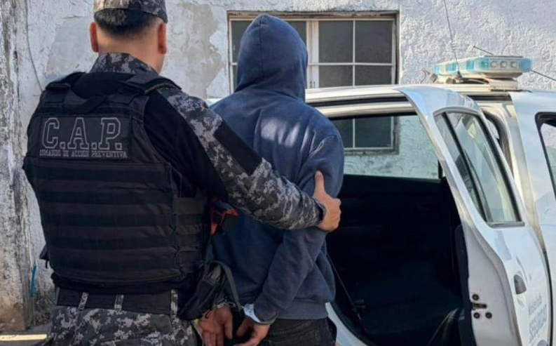 Investigan un secuestro en barrio La Calera
