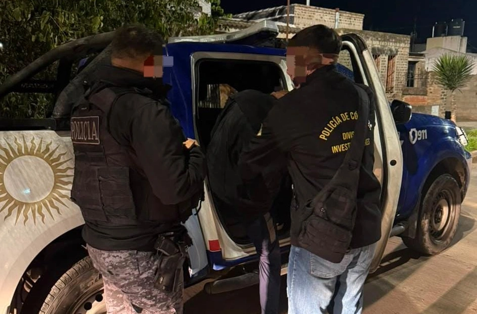 Allanaron una casa y arrestaron a dos hombres por el secuestro en La Calera