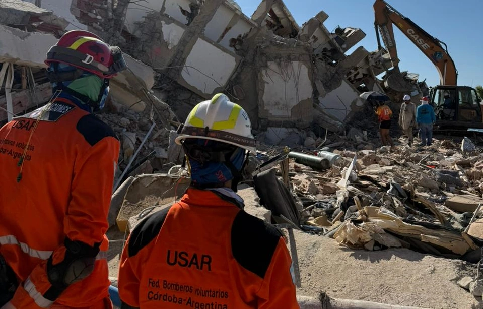 La brigada cordobesa de Bomberos sigue trabajando tras el terremoto en Venezuela