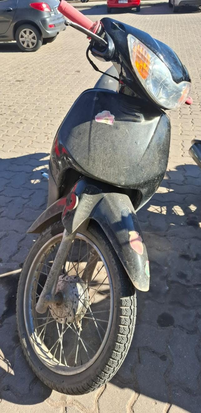 Recuperaron una moto robada en barrio Ramón Carrillo