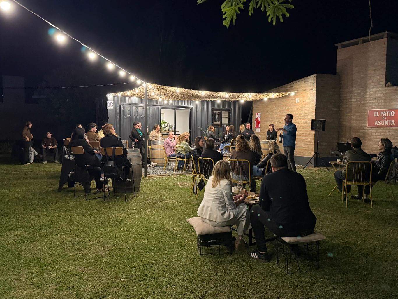 Habrá feria y locro en el Patio de Asunta este viernes 1º de mayo