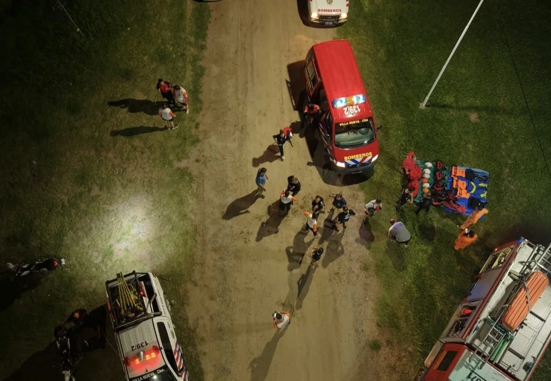 Este lunes seguirá la búsqueda de una persona que se metió al río y no habría salido
